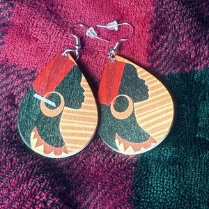 SHEIN Red and Black Silhouette Earrings